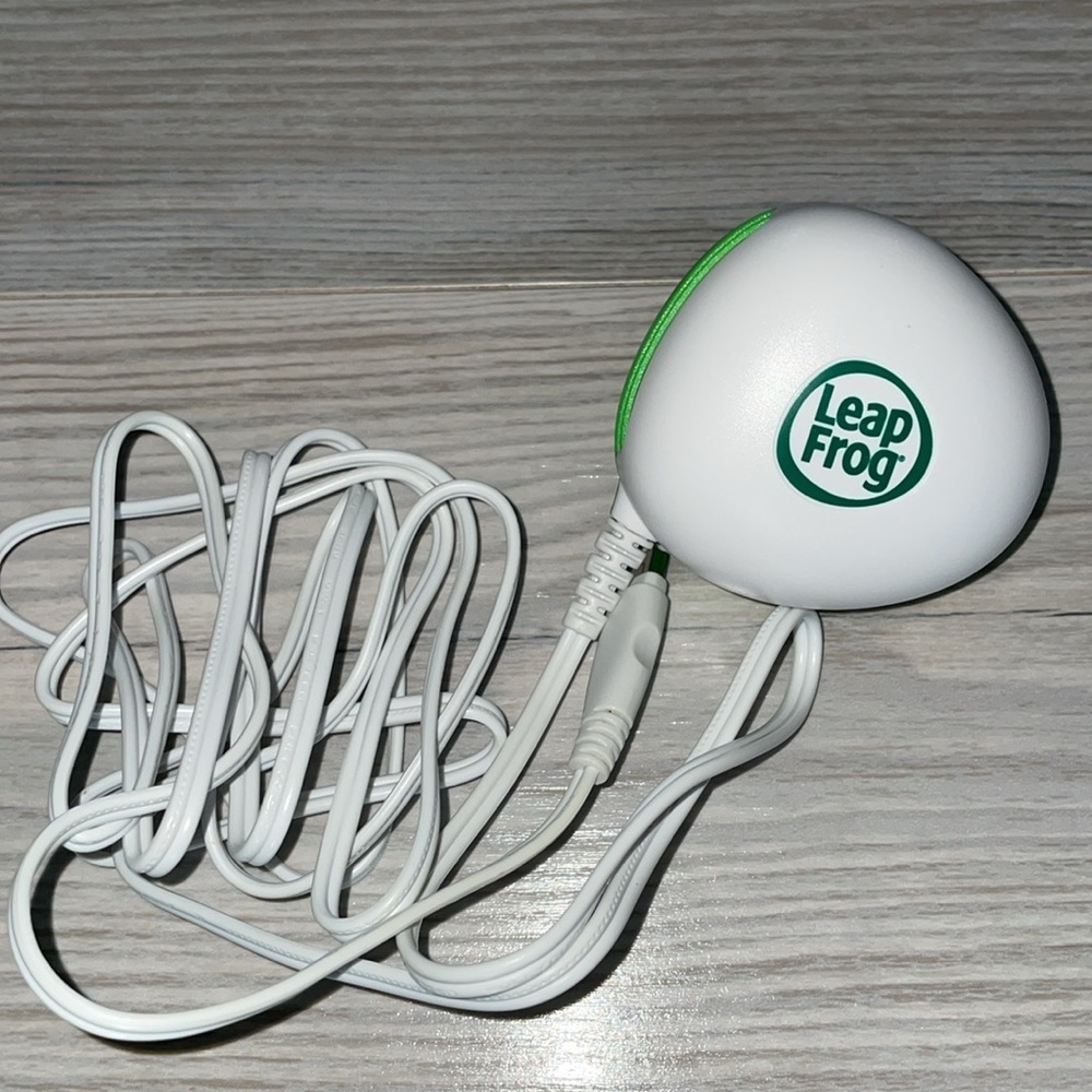 ⭐ LeapFrog Ultimate Bundle | Gel Skin, Games, Stylus, Chargers ⭐ - Picture 7 of 9